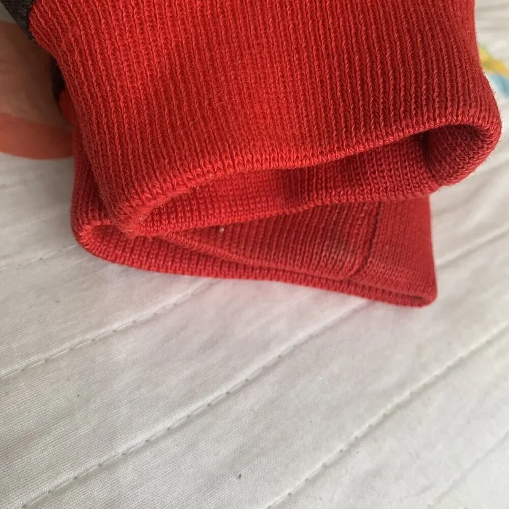 Winners Circle snap closure